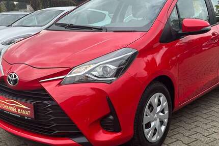 Toyota Yaris 18.819 km 12.999 € Essen 45356