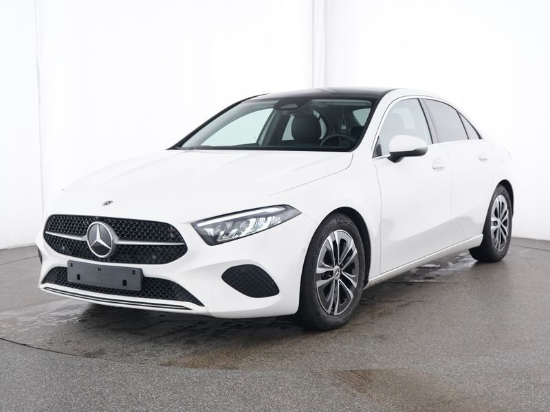 Mercedes-Benz A 180 22.420 km 29.840 € Hof 95030