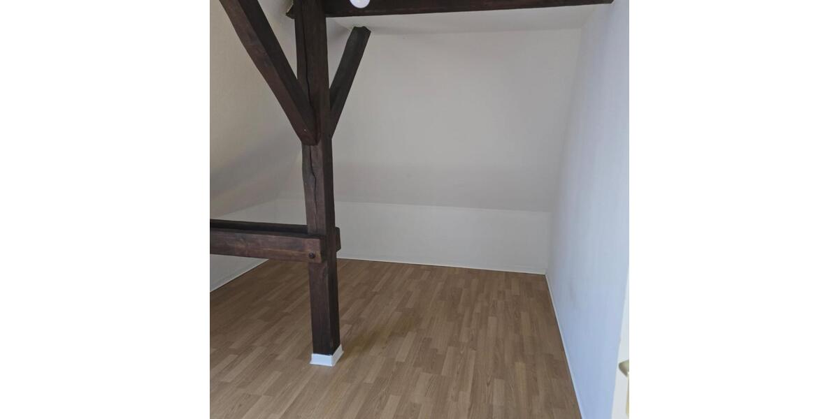 Dachgeschoßwohnung Bergen auf Rügen - 2 Zimmer, 64 m&sup2;, 450&euro; | Angebot:26382485
