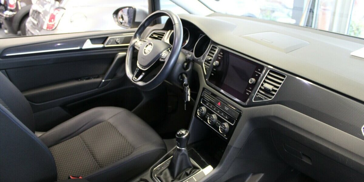 VW Golf Sportsvan 1.5 TSI ACT OPF United 86.810 km 16.980 &euro; Euskirchen 53881