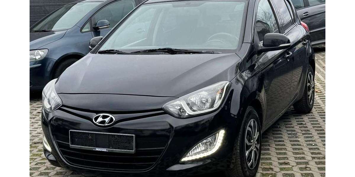 Hyundai i20 127.000 km 5.500 &euro; Mühlheim 63165