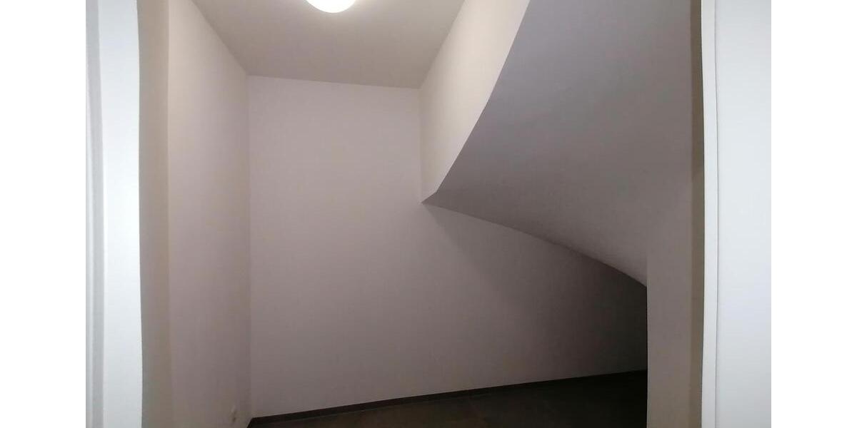 Einfamilienhaus Abensberg - 6 Zimmer, 186 m&sup2;, 1.990&euro; | Angebot:25179345