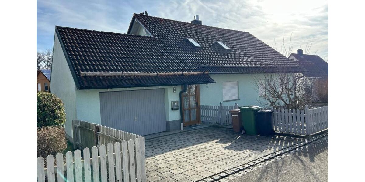 Einfamilienhaus Treuchtlingen - 7 Zimmer, 159 m&sup2;, 450.000&euro; | Angebot:25789688
