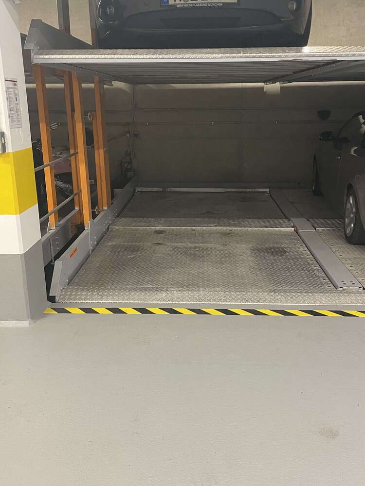 Garage zu verkaufen in Garching 15.000 €