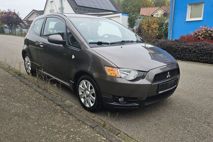 Mitsubishi Colt 90.000 km 3.490 € Chemnitz 09116
