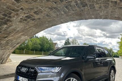 Audi Q7 173.000 km 39.300 € Kitzingen 97318