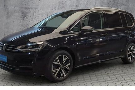 VW Touran 65.300 km 29.990 &euro; Paderborn 33100