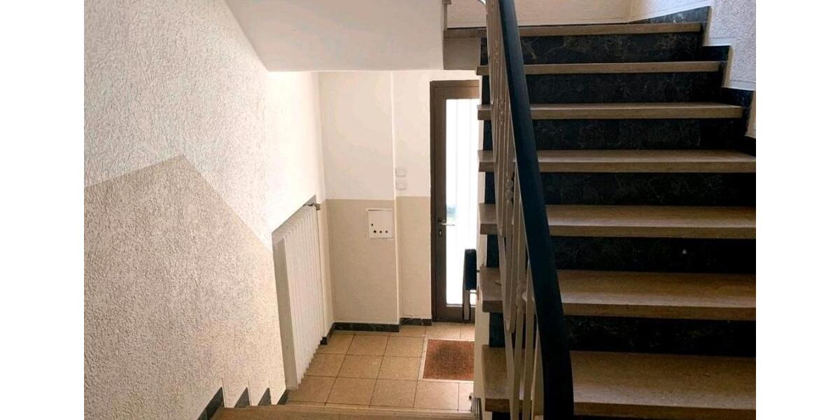 Etagenwohnung Solingen - 3 Zimmer, 80 m&sup2;, 219.000&euro; | Angebot:24836986