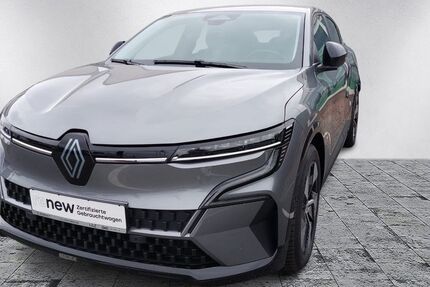 Renault Megane E-TECH 20.500 km 23.780 € Bad Segeberg 23795