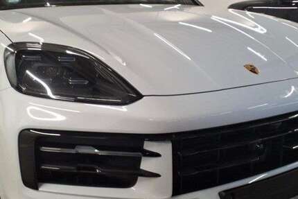 Porsche Cayenne 12.950 km 94.999 € Stuttgart 70499