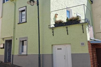 Haus Zell (Mosel) - 4 Zimmer, 90 m&sup2;, 139.000&euro; | Angebot:26373249