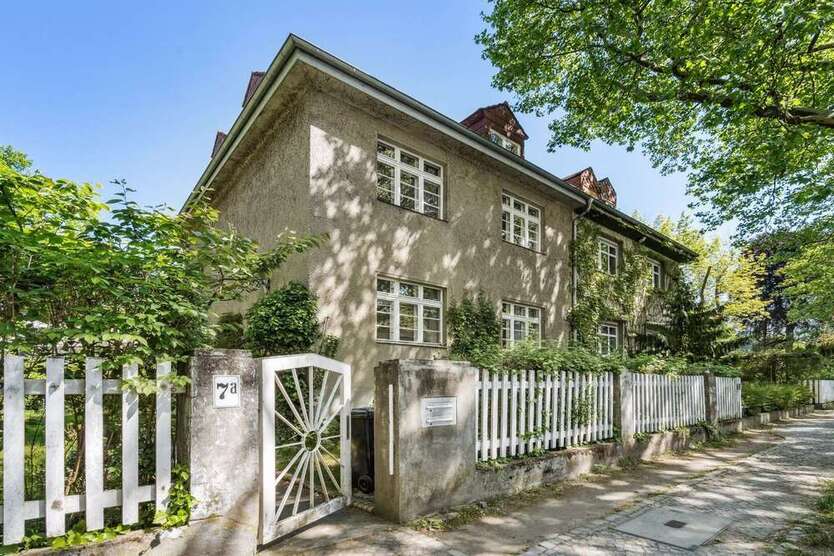 Haus zum Kaufen in Berlin-Grunewald 1.750.000 € 163 m²