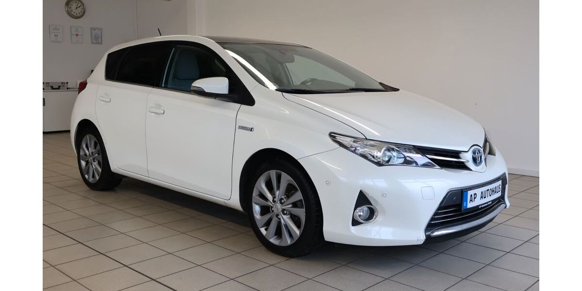 Toyota Auris 125.397 km 10.990 &euro; Schöneiche bei Berlin 15566