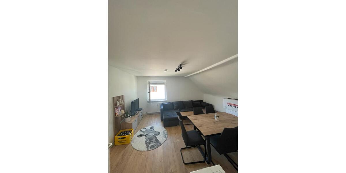 Dachgeschoßwohnung Maxhütte-Haidhof Haidhof - 2 Zimmer, 43 m&sup2;, 520&euro; | Angebot:26407135
