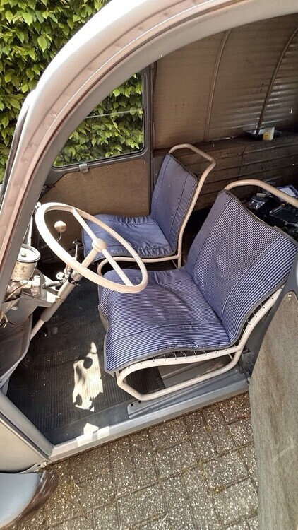 Citroen 2 CV 75.000 km 14.444 € Korschenbroich 41352