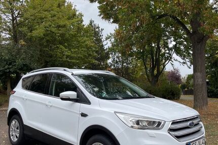 Ford Kuga 170.000 km 10.190 € Schweinfurt 97422