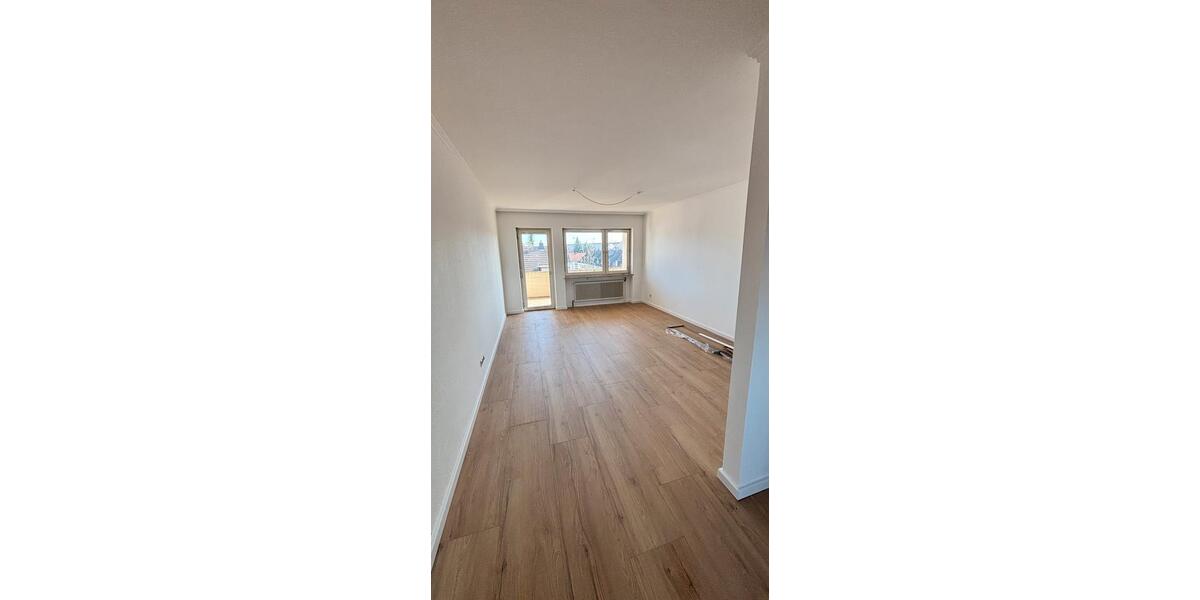 Etagenwohnung Schwalbach - 3 Zimmer, 96 m&sup2;, 975&euro; | Angebot:25509753