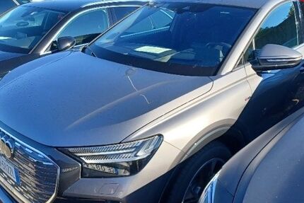 Audi Q4 e-tron 25.690 km 39.440 € Wackersdorf 92442