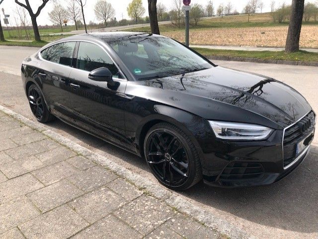 Audi A5 155.816 km 18.300 € München 81245