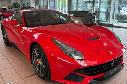 Ferrari F12 12.620 km 269.000 &euro; Hannover 30655