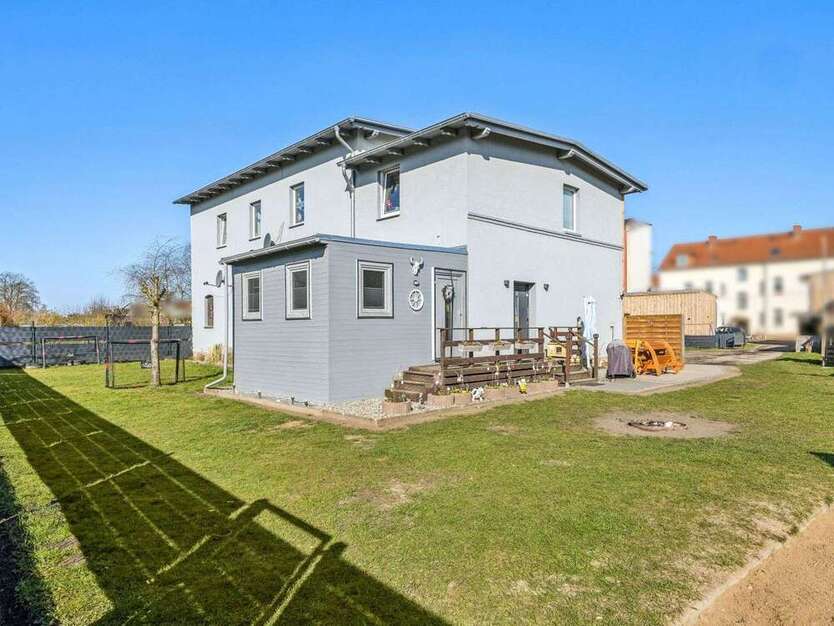 Haus zum Kaufen in Jarmen 299.000 € 180 m²