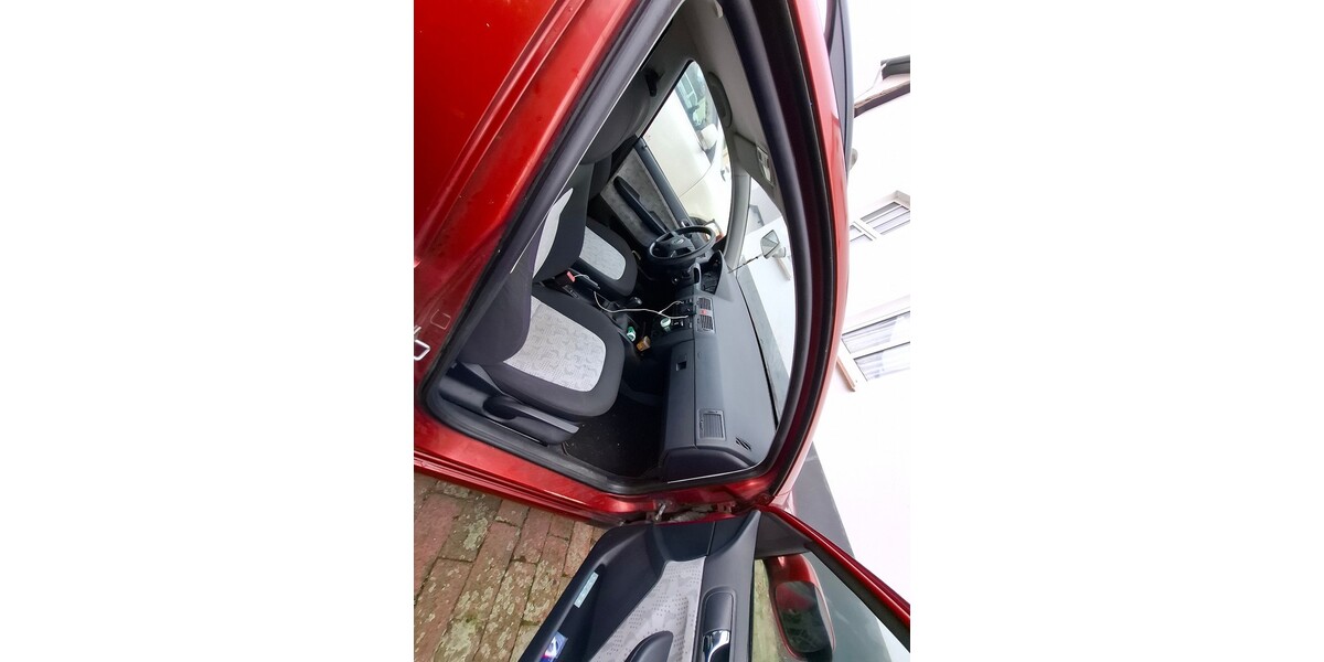 Skoda Fabia Combi 151.000 km 1.750 &euro; Drentwede 49406