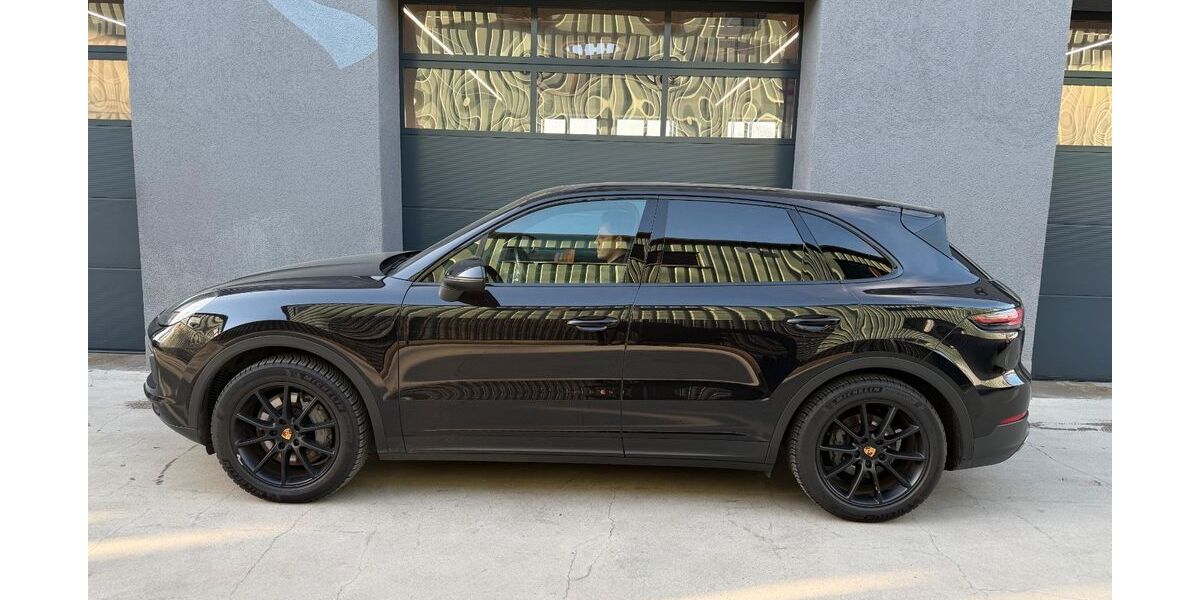 Porsche Cayenne 164.608 km 36.900 &euro; Gröbenzell 82194