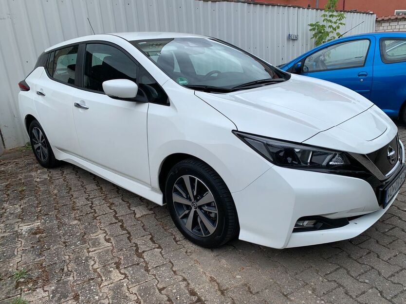 Nissan Leaf 16.000 km 17.500 € Worms 67550
