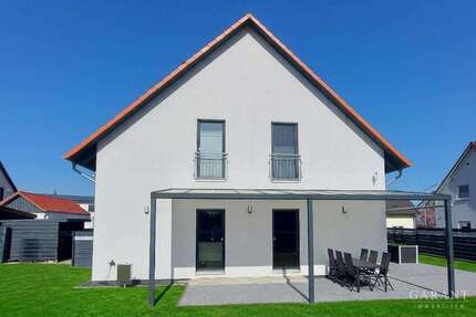 Haus Hilpoltstein - 8 Zimmer, 237 m&sup2;, 719.000&euro; | Angebot:25546543