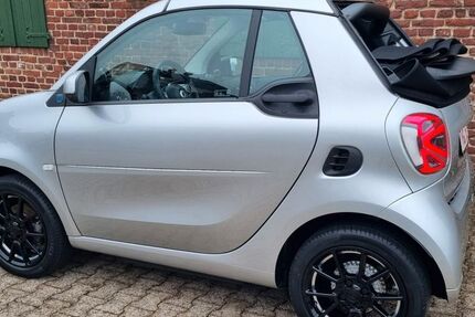 Smart ForTwo 28.500 km 16.500 &euro; Mönchengladbach Bökelberg 41063