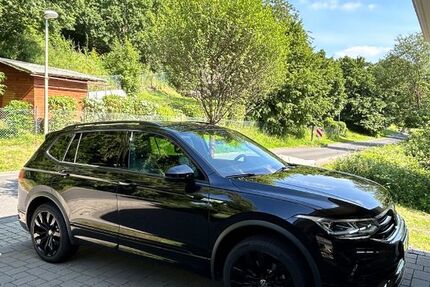 VW Tiguan Allspace 32.000 km 43.850 &euro; Emmerzhausen 57520