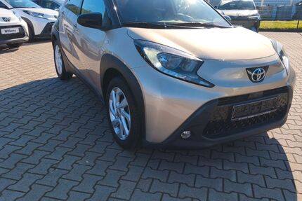 Toyota Aygo (X) 46.000 km 14.600 &euro; Lohne 49393