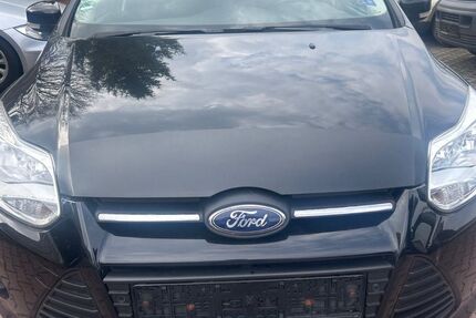Ford Focus 150.000 km 2.600 &euro; zwickau 08064