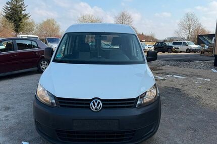VW Caddy 166.000 km 3.999 &euro; Gussenstadt 89547