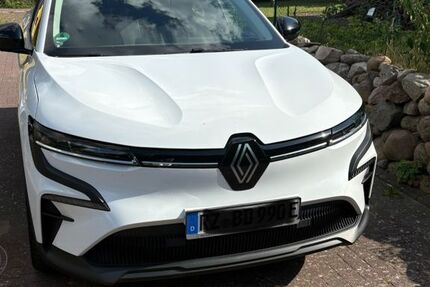 Renault Megane E-TECH 90.000 km 19.000 &euro; Tramm 21516