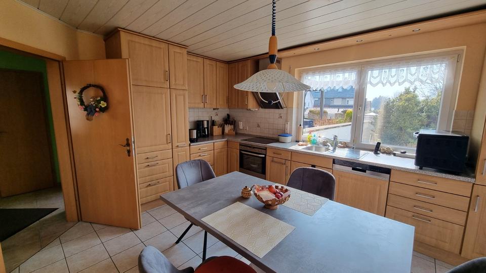 Einfamilienhaus Seesen - 7 Zimmer, 230 m&sup2;, 349.000&euro; | Angebot:26821649