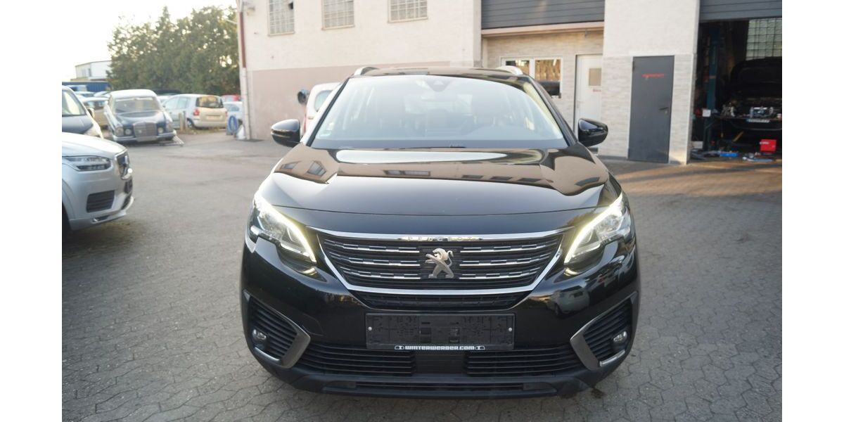 Peugeot 5008 153.325 km 11.890 &euro; Ingelheim 55218