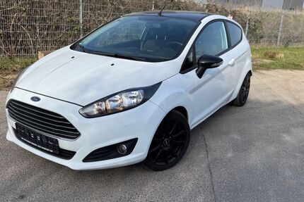 Ford Fiesta 79.760 km 5.449 &euro; Offenbach 63067