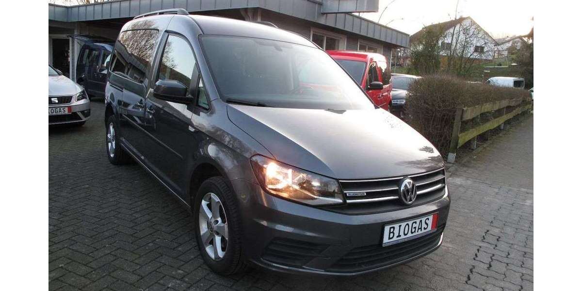 VW Caddy Maxi 1,4 TGI CNG DSG NAV AHK ALU KAM 1HD 106.010 km 18.987 &euro; Bergneustadt 51702