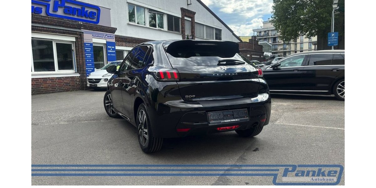 Peugeot 208 Allure Pack EAT8*NAV*LED*Carplay*RFK*SHZ* 7.003 km 16.990 &euro; Berlin 13187