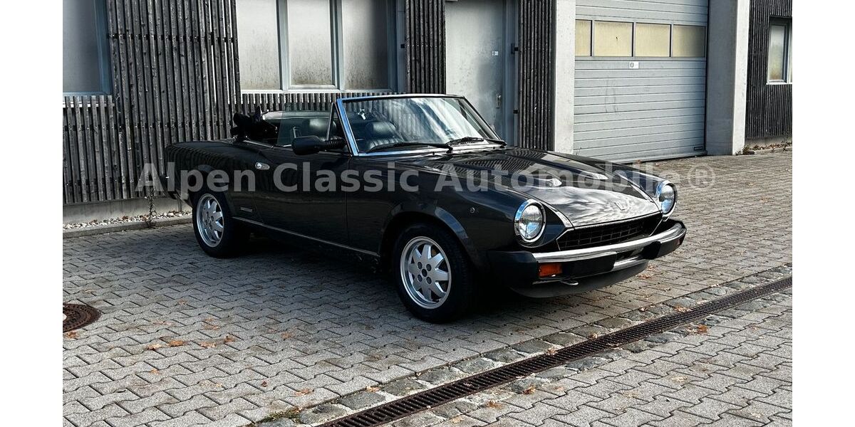 Fiat 124 Spider 13.186 km 17.500 &euro; Irschenberg 83737