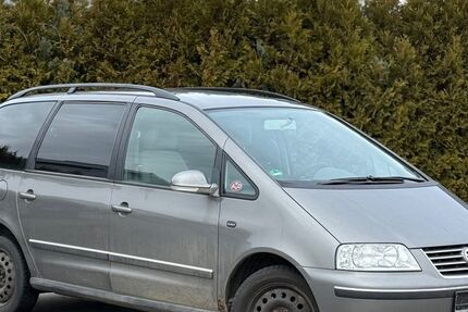VW Sharan 211.000 km 1.690 &euro; Trostberg 83308