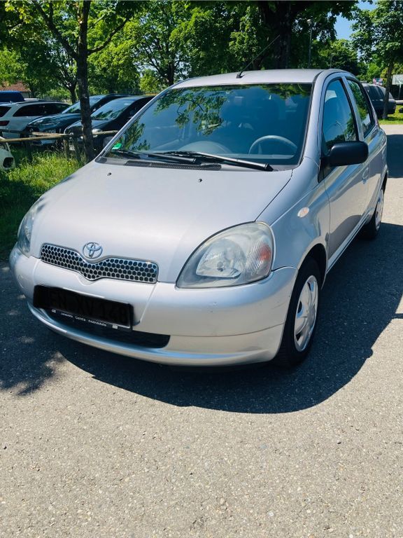 Yaris