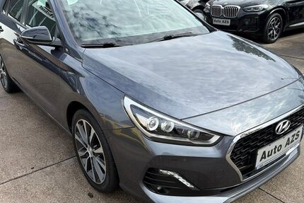 Hyundai i30 29.272 km 17.850 &euro; Schwetzingen 68723