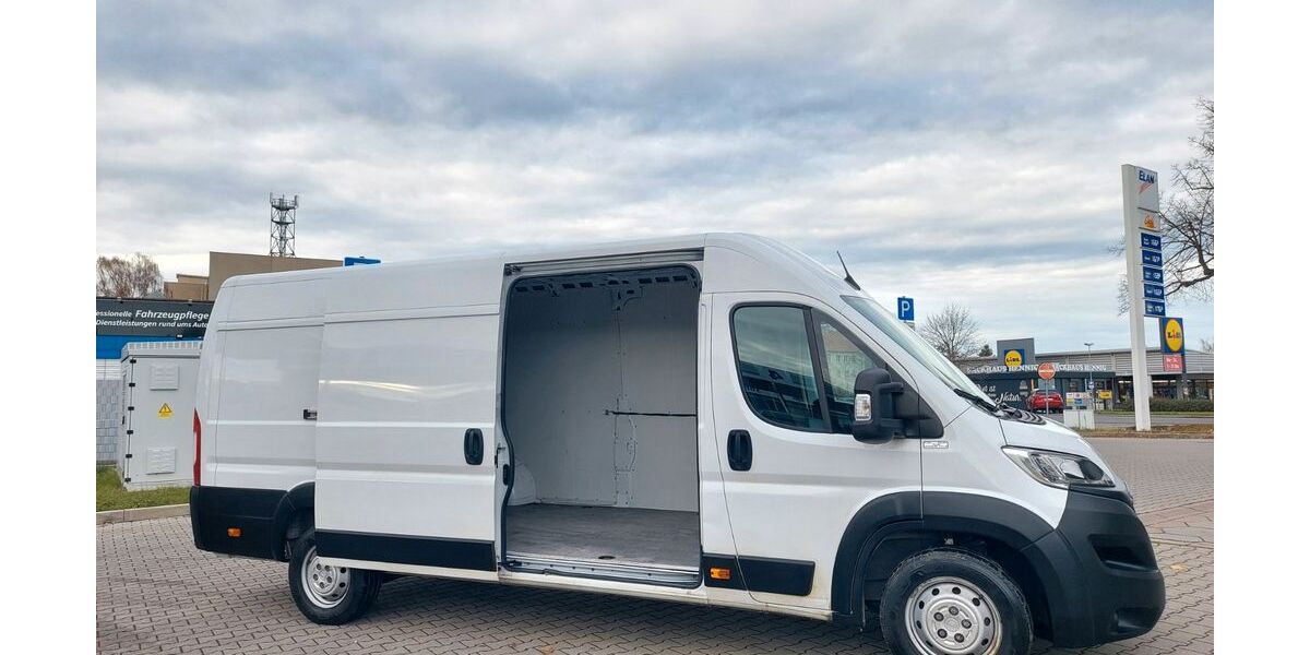 Opel Movano 133.224 km 12.999 &euro; Leipzig 04328