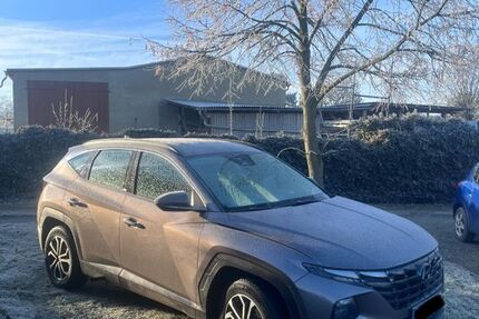 Hyundai TUCSON 97.000 km 18.999 &euro; Göllnitz 04626
