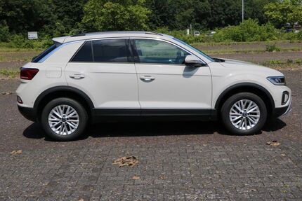 VW T-Roc 51.200 km 23.150 &euro; Paderborn 33102