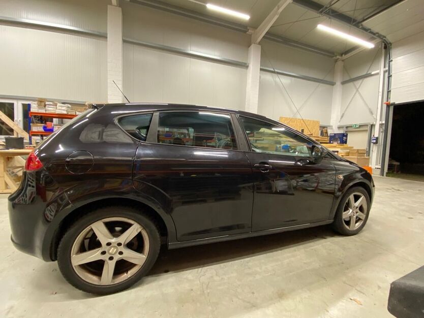 Seat Leon 198.500 km 2.400 € Münster 48159