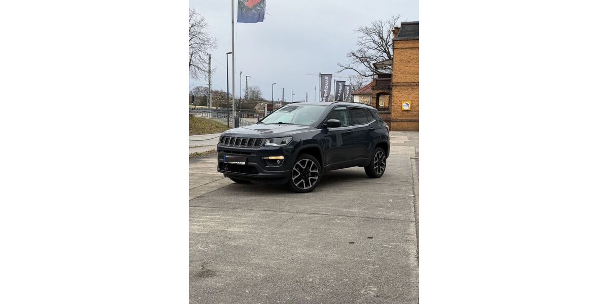Jeep Compass 167.000 km 13.700 &euro; Königs Wusterhausen 15711