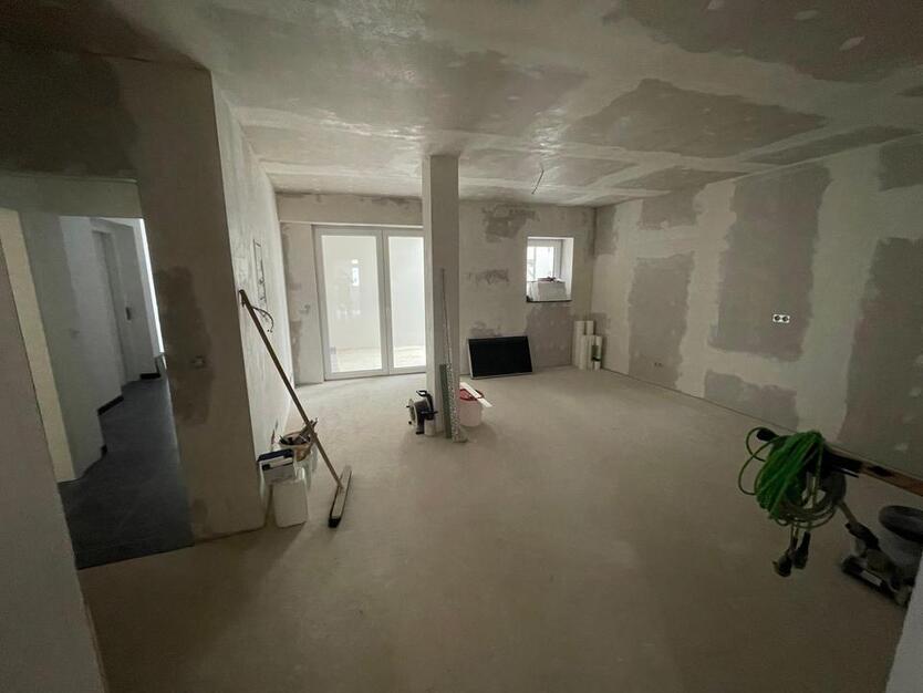 3-Zimmer-Wohnung *Erstbezug nach Sanierung*